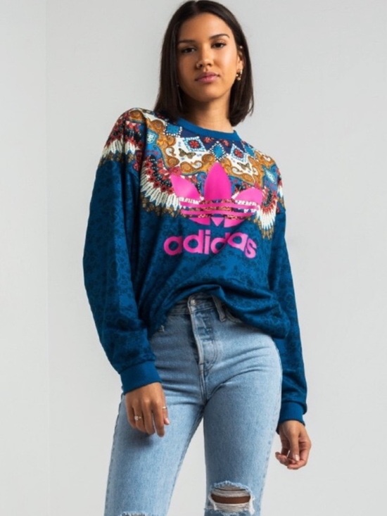 adidas Tops - Adidas x FARM Rio Borbomix Butterfly Floral Print Sweatshirt in Multicolor Sz M